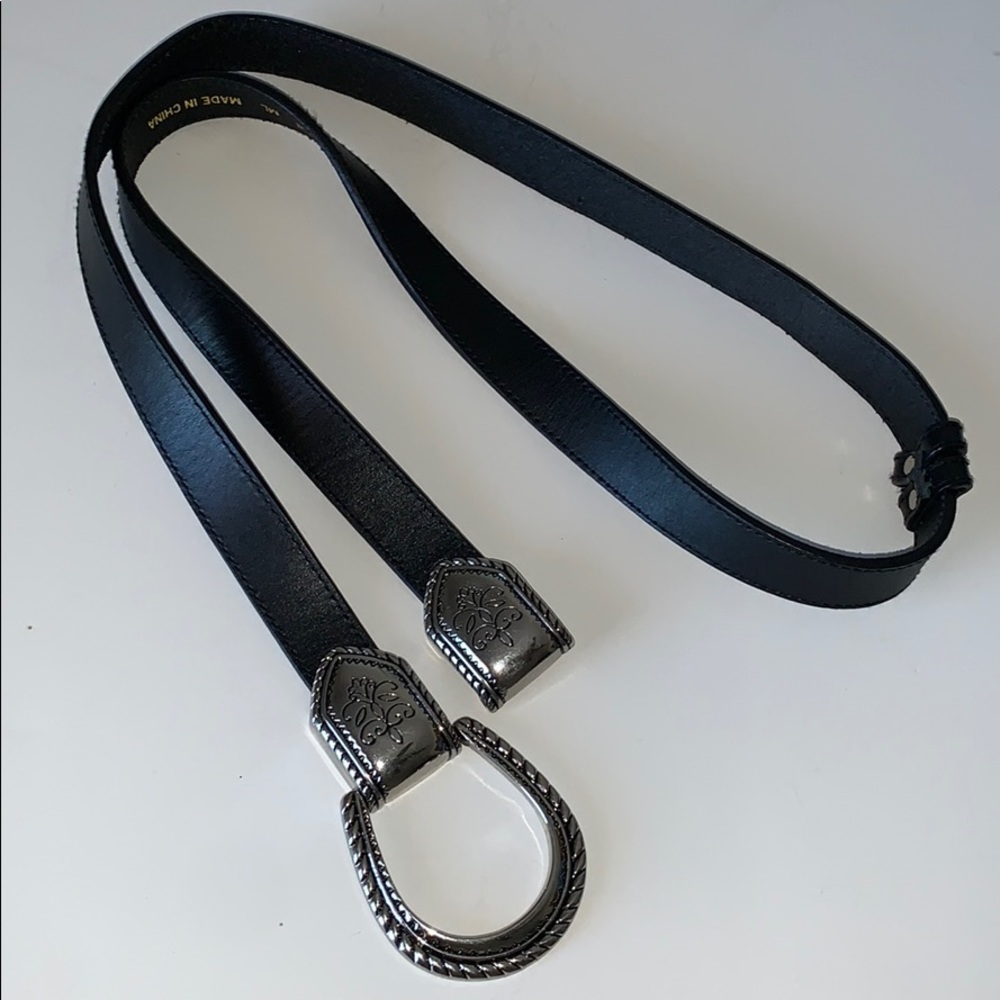 Chico’s Women’s ML Adjustable Black Hook Belt